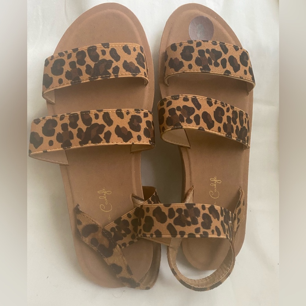 Leopard Print Sandals - SIZE 8 - BRAND NEW - NEVER WORN - NWT